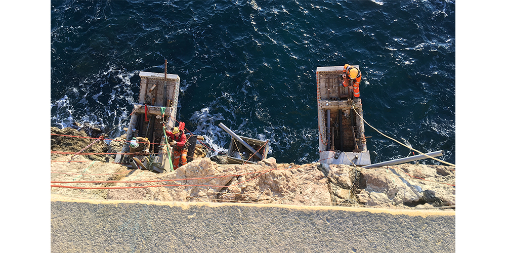 WEB_Solo Exhibition opening in Paris 1