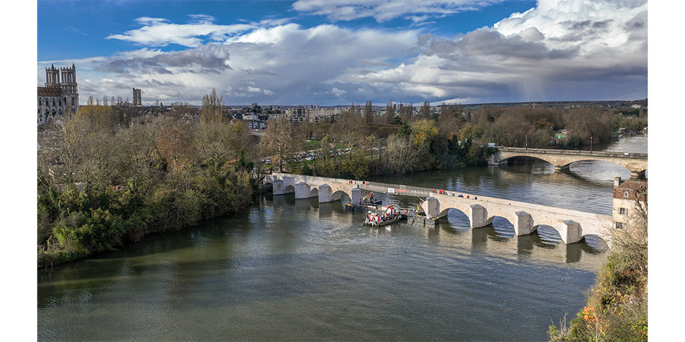 WEB_A Landmark River Operation for the Bridge Project_4